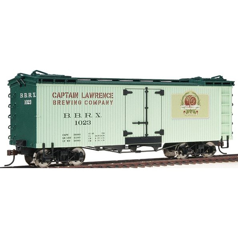 Bachmann 27481 On30 Captain Lawrence Brew Pub Billboard Reefer #1023 NIB