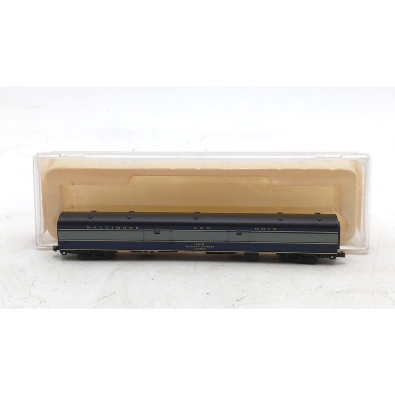 Con-Cor 0001-04081W N Scale Baltimore & Ohio REA 85′ Baggage Car #1315 LN/Box