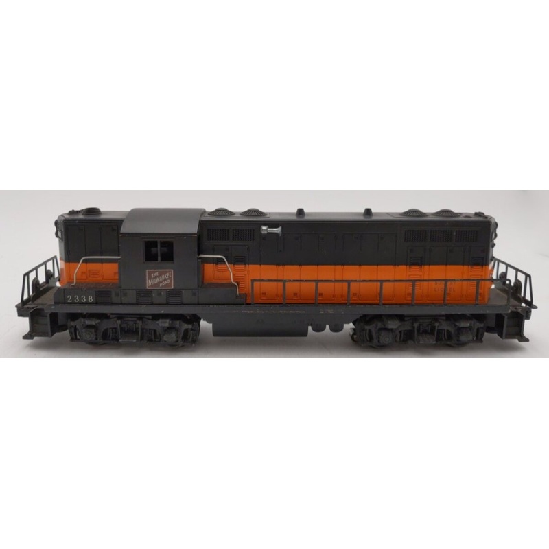 Lionel 2338 Vintage O Milwaukee Road Powered GP-7 Diesel Locomotive VG