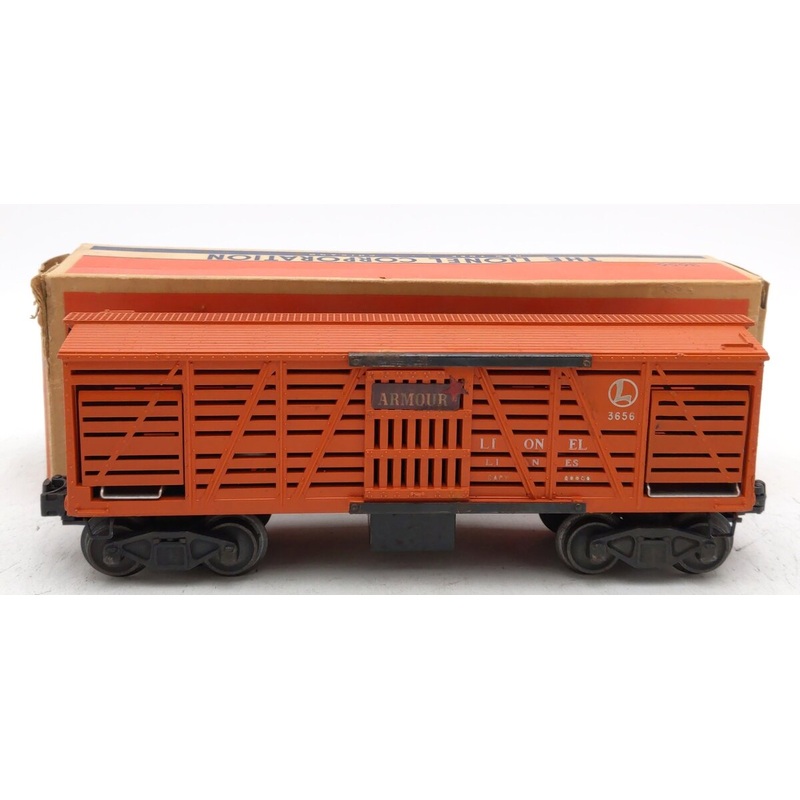 Lionel 3656 Vintage O Gauge Operating Cattle Car EX/Box