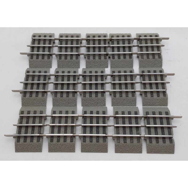 Lionel 6-12026 O Scale FasTrack 1-3/4 Inch Straight Track (15) EX