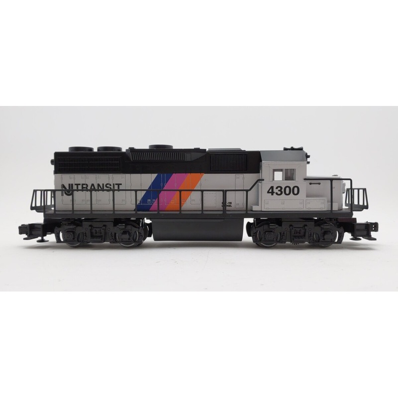 Lionel 6-18868 New Jersey Transit GP-38-2 Diesel Locomotive #4300 VG