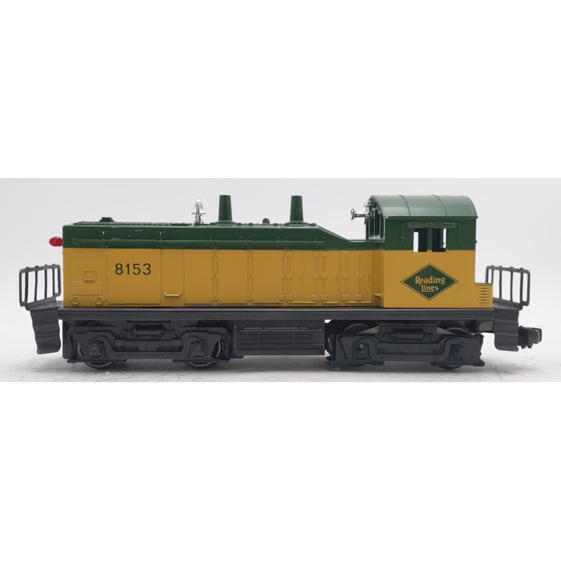 Lionel 6-8153 O Gauge Reading NW2 Powered Diesel Locomotive EX