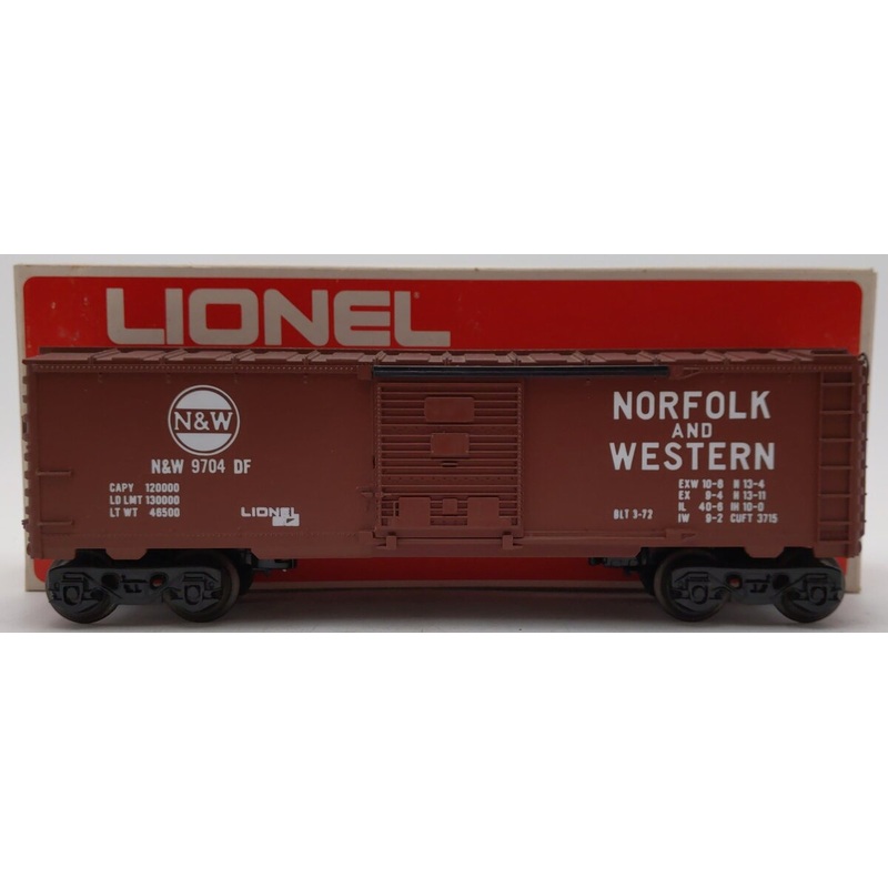 Lionel 6-9704 O Gauge Norfolk and Western Tuscan Boxcar EX/Box