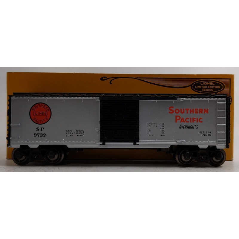 Lionel 6-9732 O Gauge Southern Pacific Boxcar NIB