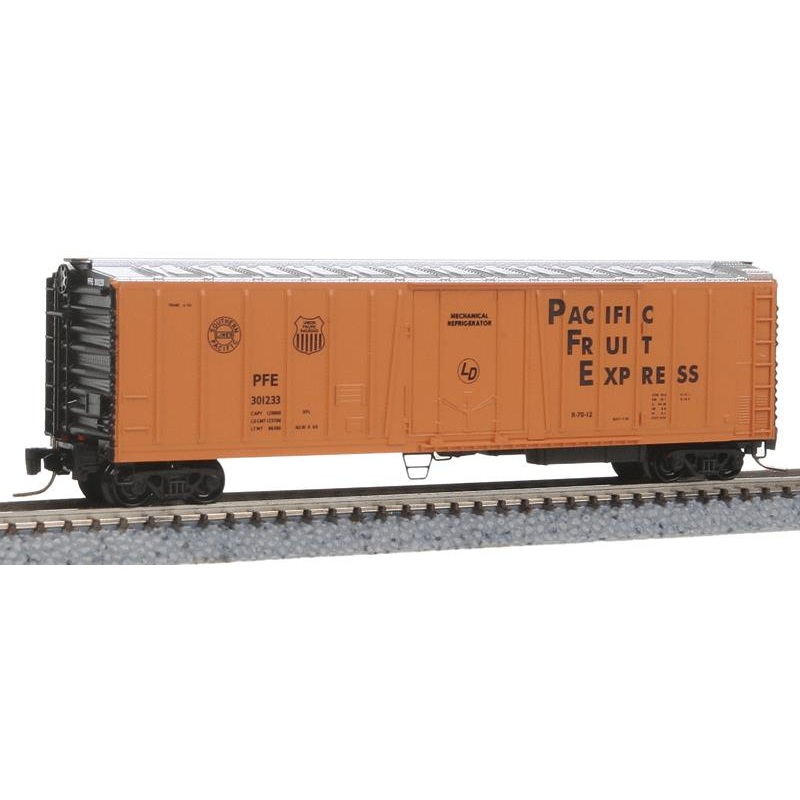 Micro-Trains 54900012 Z PFE 51′ Rib-Side Mechanical Reefer #301233 LN/Box