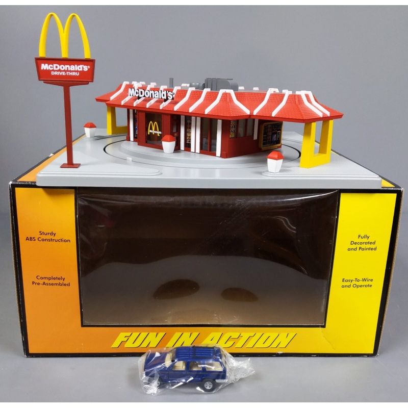 MTH 30-9114 O Gauge Operating McDonalds Restaurant NIB