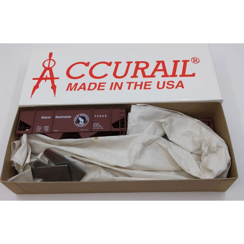 Accurail 2351.1 HO Great Northern Min Red Canton Twin Hopper Kit #73005