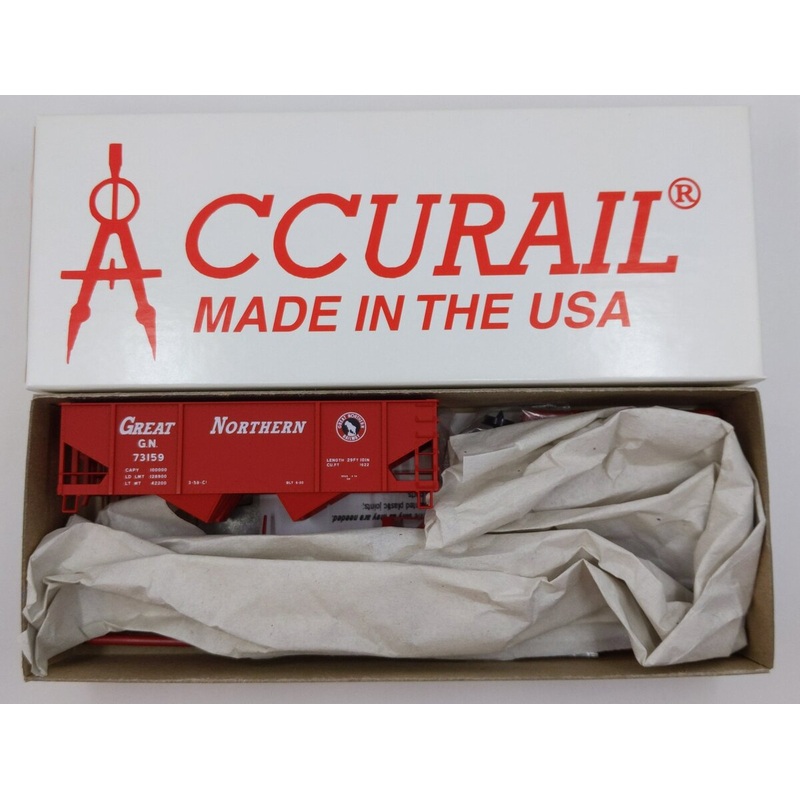 Accurail 2352 HO Great Northern Red Canton Twin Hopper Kit #73159