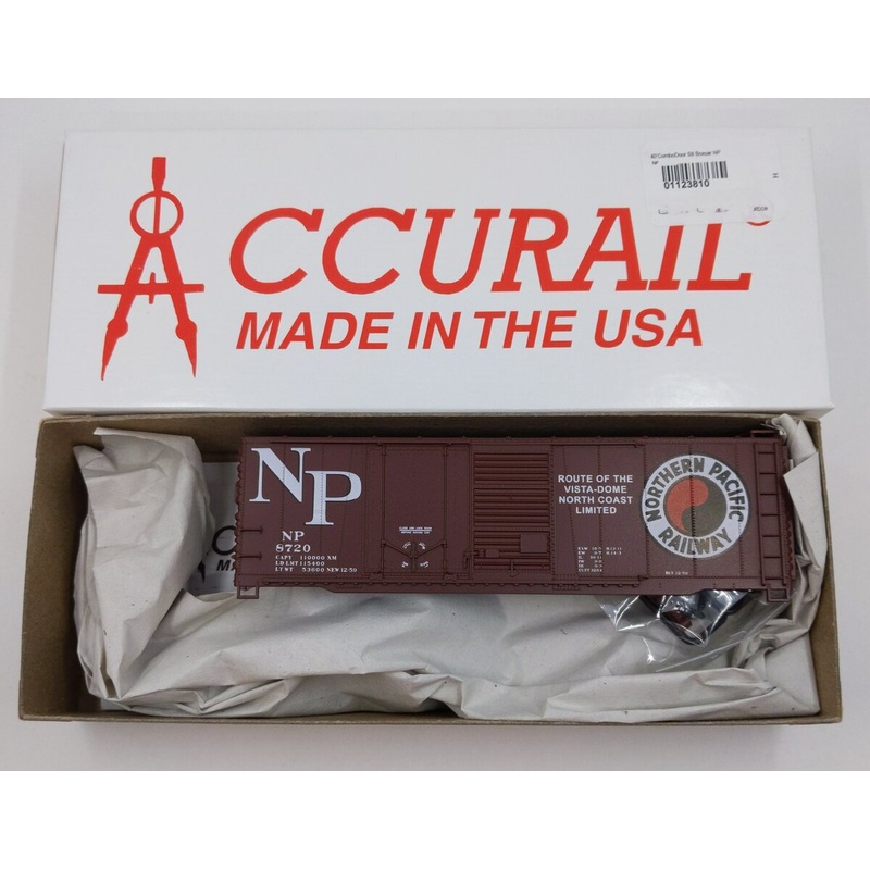 Accurail 3810.1 HO Northern Pacific 40′ Combo Door Boxcar #8720
