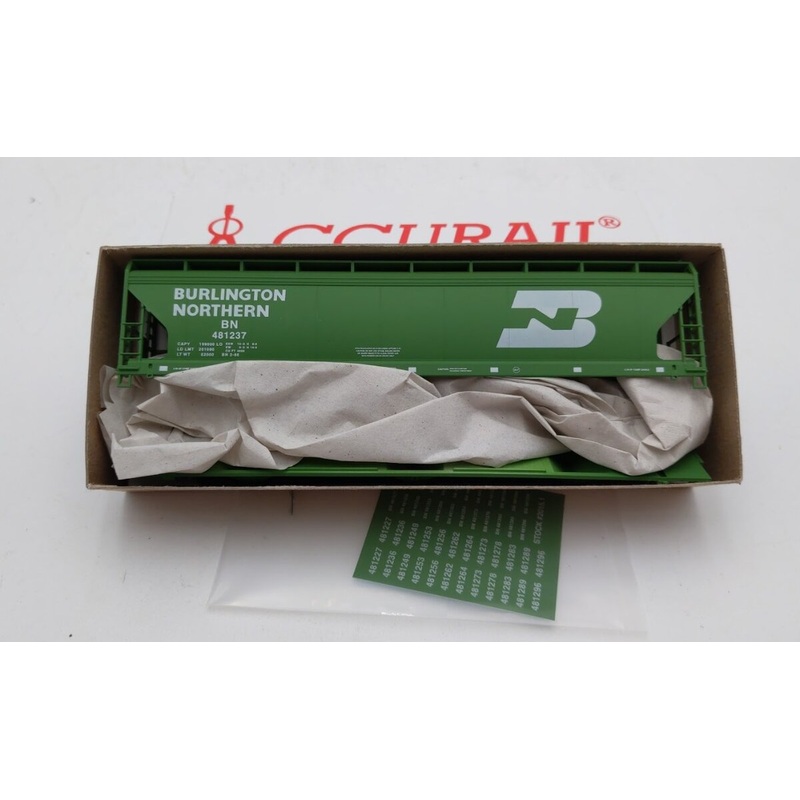 Accurail 2015.1 HO Scale Burlington Northern ACF 3-Bay Covered Hopper Kit