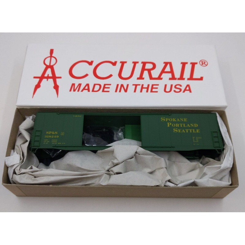 Accurail 5909 HO SP&S 50′ Welded DBL DR Boxcar Kit. # 318249