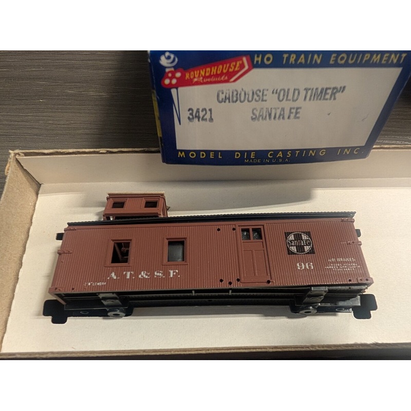 Roundhouse 3421 HO A.T.& S. F. Old Timer Caboose #96 Kit