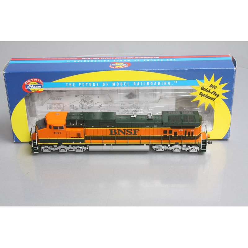 Athearn 80872 HO Scale BNSF Heritage Dash 9-44CW Diesel Loco #1077 LN/Box
