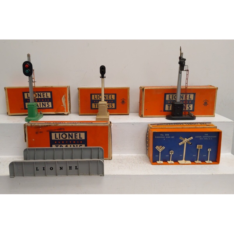 Lionel Vintage O Assorted Signals, Bridge, & Signs: 151, 153, 253, 314, 308 [5] VG/Box