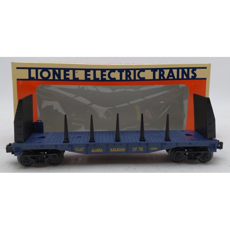 Lionel 6-16396 O Gauge Alaska Railroad Flatcar with Bulkheads and Stakes EX/Box