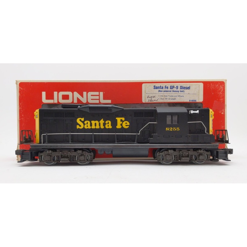 Lionel 6-8255 O Gauge Santa Fe GP-9 Dummy Diesel Locomotive VG/Box