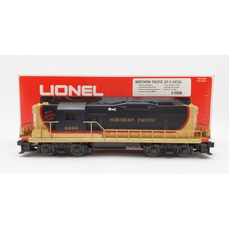 Lionel 6-8666 O Gauge Northern Pacific GP9 Powered Diesel Locomotive #8666 VG/Box