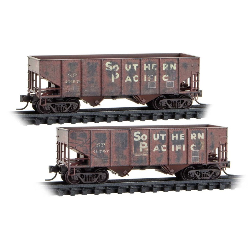 Micro-Trains 98305094 N SP Weathered 33′ Twin Bay Hoppers (Set of 2)