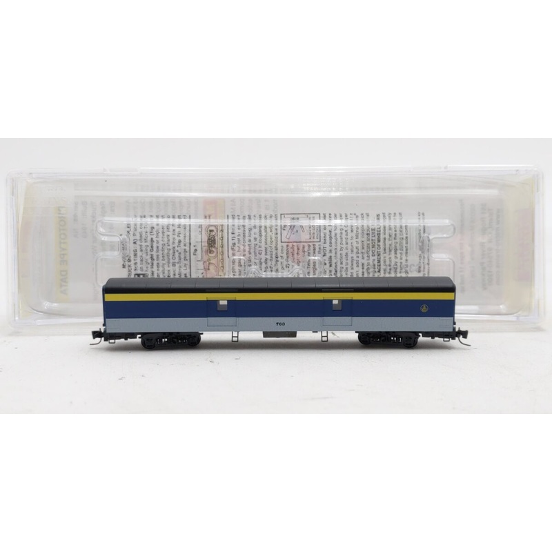 Micro-Trains 55300130 Z Baltimore & Ohio 70′ Lightweight Smoothside Baggage Car EX/Box
