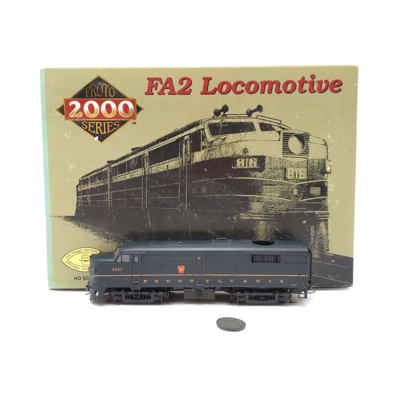 Proto 2000 8375 HO Scale PRR FA2 Powered Diesel Locomotive #9623 w/ Sound VG/Box