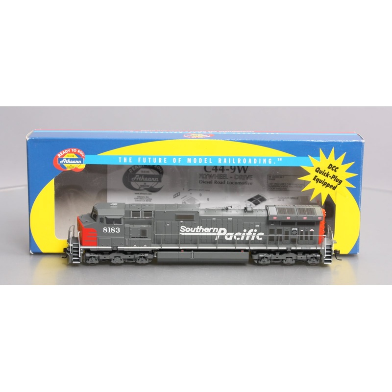 Athearn 80882 HO Southern Pacific Dash 9-44CW Diesel Locomotive #8183 LN/Box