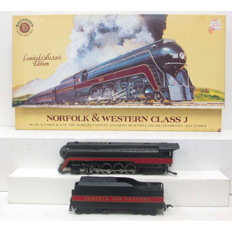 Bachmann 41-0658-A4 HO Scale N&W J-Class 4-8-4 Steam Engine & Tender #610 LN/Box