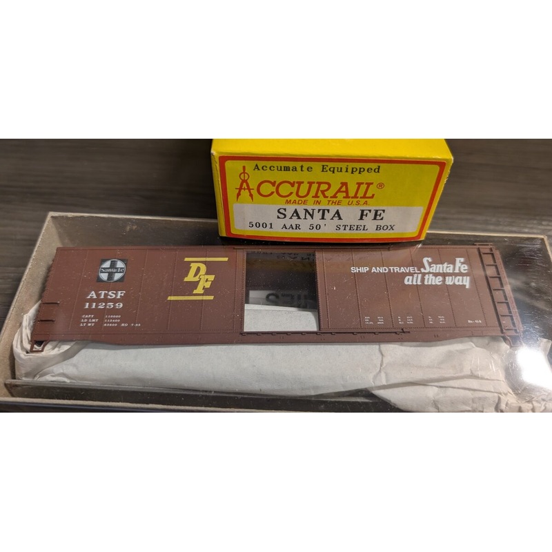 Accurail 5001 HO Santa Fe AAR 50′ Steel Boxcar #11259 Kit
