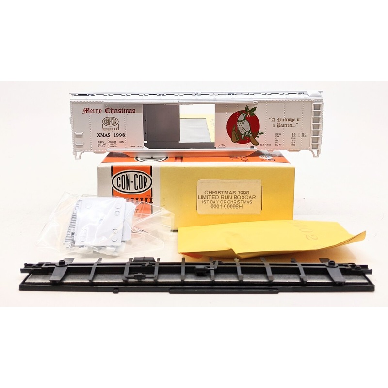 Con-Cor 0001-00098H HO Scale 1998 Christmas 1st Day of Christmas Box Car Kit