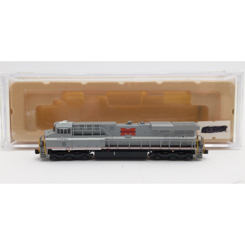 American Z-Line 62411-1 Z Scale NS-Heritage-Monon ES44AC Diesel Locomotive #8025 LN/Box