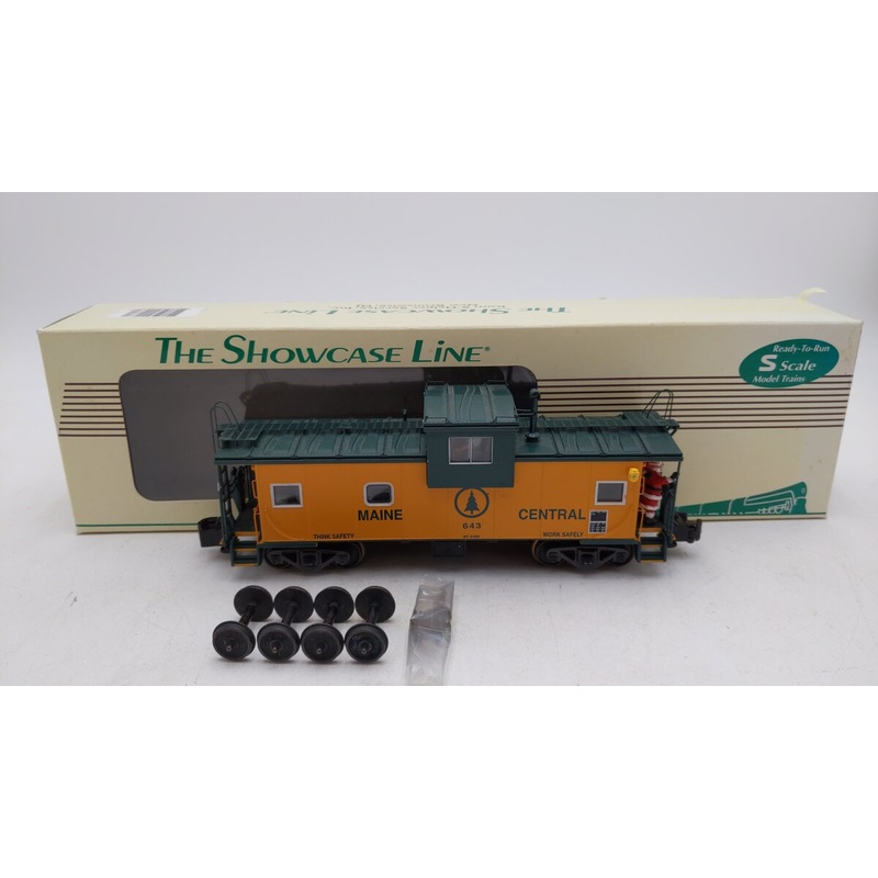 S-Helper Service 00268 S Gauge Maine Central Christmas Caboose #653 EX/Box
