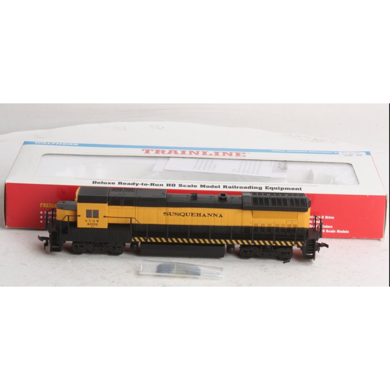 Walthers 931-173 HO Susquehanna Dash 8 40B Diesel Locomotive #4002 EX/Box