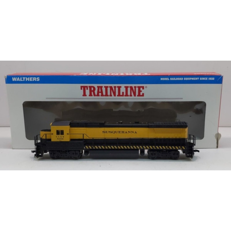 Walthers 931-174 HO  Susquehanna GE DASH 8 40B Diesel Locomotive #4006 EX/Box