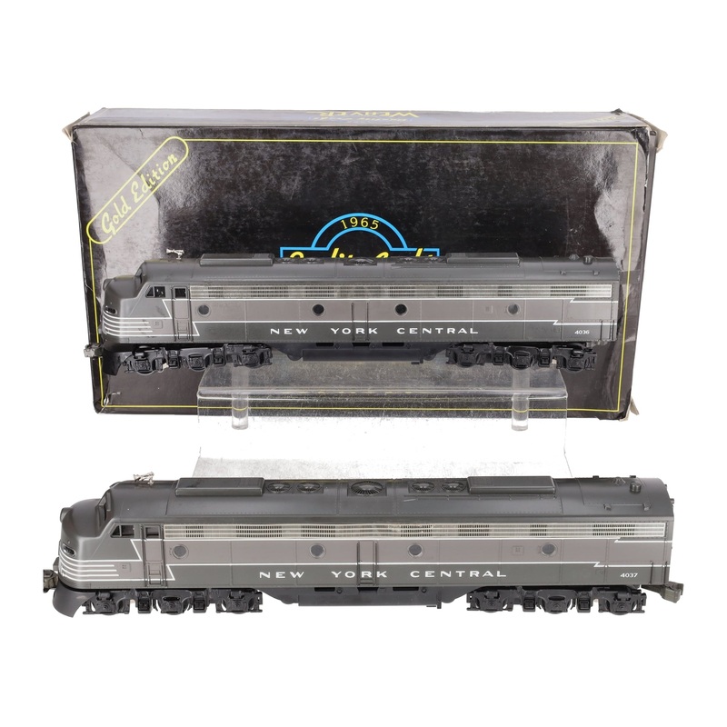 Weaver 1004 O New York Central EMD E-8 AA Diesel set w/QSI #4036/4037 – 3-Rail EX/Box