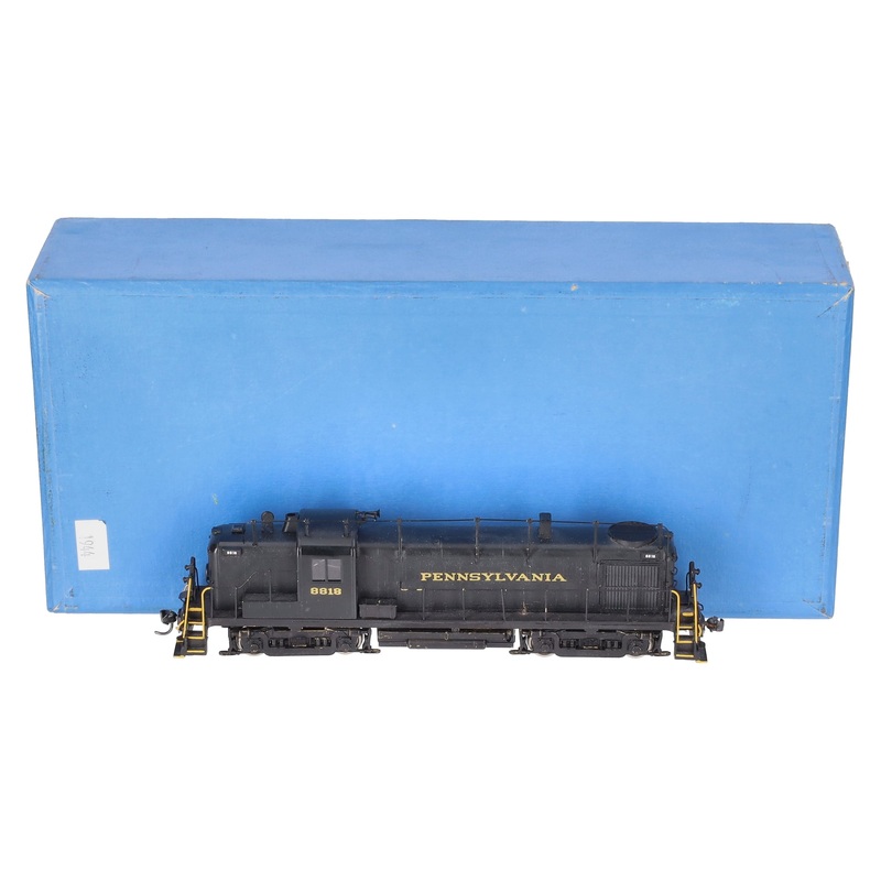 Alco D-123 HO BRASS RS-3 Diesel Locomotive -Painted EX/Box