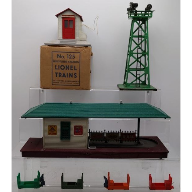 Vintage Lionel 125, 395 & 356 Postwar O Gauge Operating Accessories [3]/Box