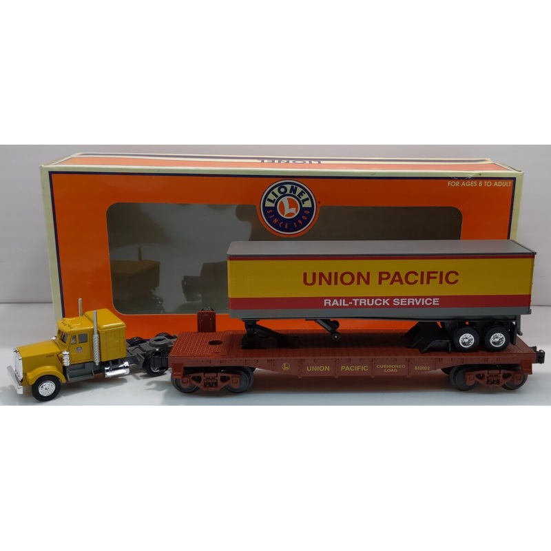 Lionel 6-52258 O 2002 St. Louis LRRC Union Pacific Flatcar w Tractor and Trailer LN/Box