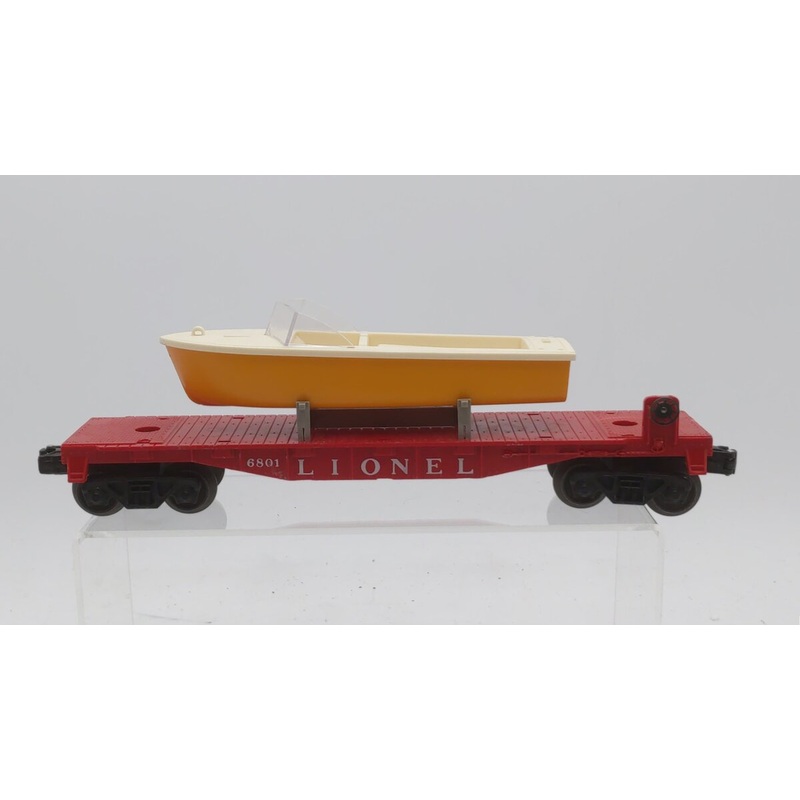 Lionel 6801-50 Vintage O Lionel Flatcar with Boat – White & Yellow Hull EX
