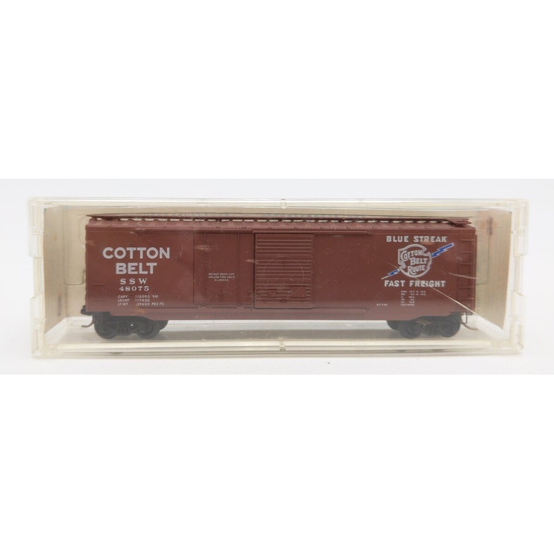 Micro-Trains 33121 N Cotton Belt 50′ Plug & Sliding Door Boxcar #48075 LN/Box