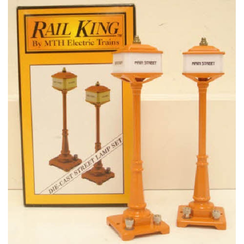 MTH 20-1029 #57 Orange Street Lamps (Set of 2) NIB