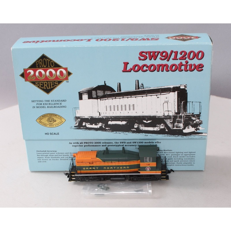 Proto 2000 21136 HO Scale Great Northern SW9 Diesel Switcher #14 NIB