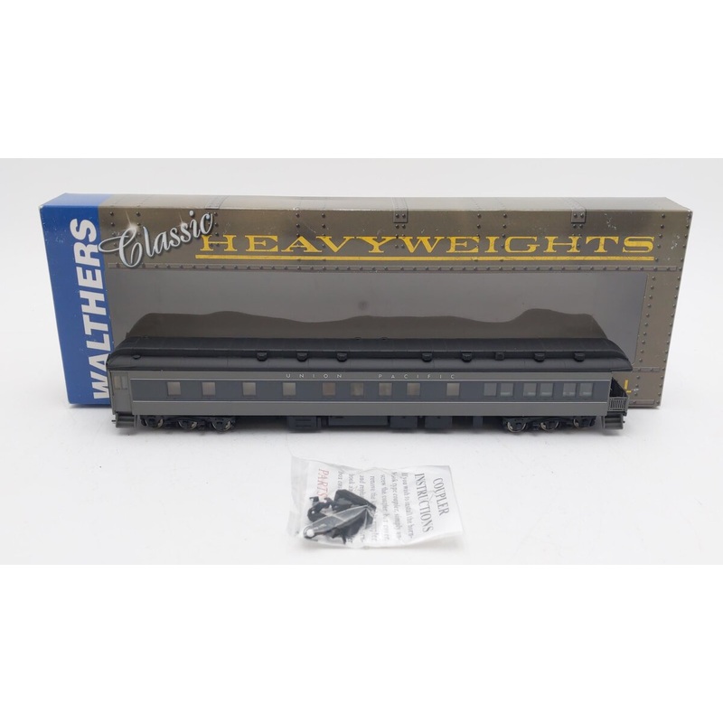 Walthers 932-10255 HO UP Pullman Heavyweight 3-2 Lounge-Observation Car LN/Box