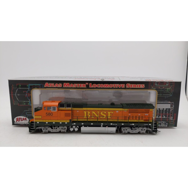 Atlas 9058 HO Burlington Northern Santa Fe Dash 8-40BW Diesel Locomotive #580 EX/Box