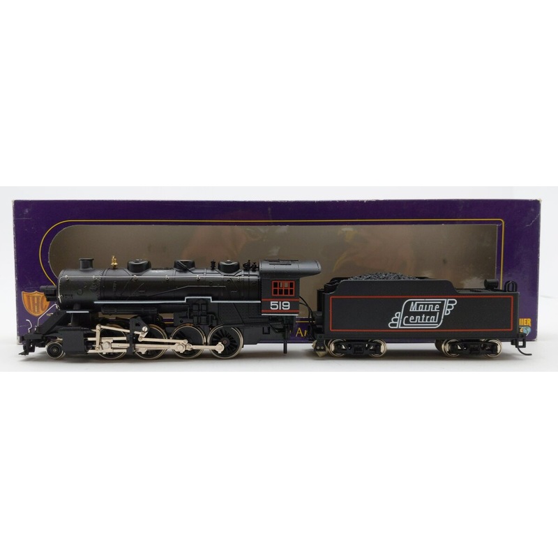 IHC M9522 HO 2-8-0 Consolidation Maine Central Locomotive and Tender #519 LN/Box