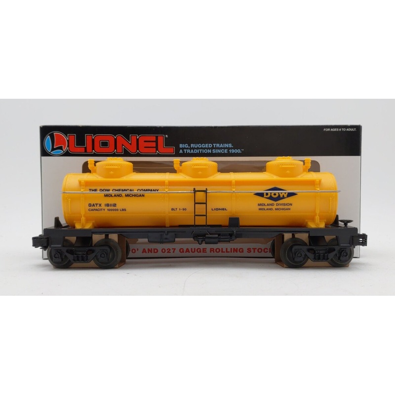 Lionel 6-16112 O Gauge Dow Chemical 3-Dome Tank Car VG/Box