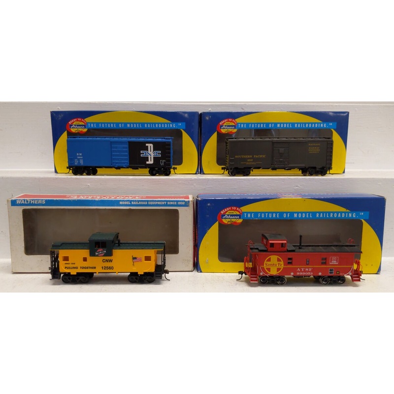Assorted HO Gauge Freight Cars: 12560, 999053, 76032, 5737 [4] LN/Box