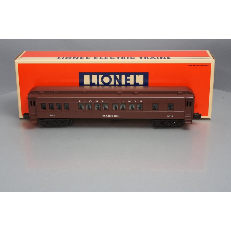 Lionel 6-19016 O Gauge Lionel Lines Madison Passenger Car #9016 LN/Box
