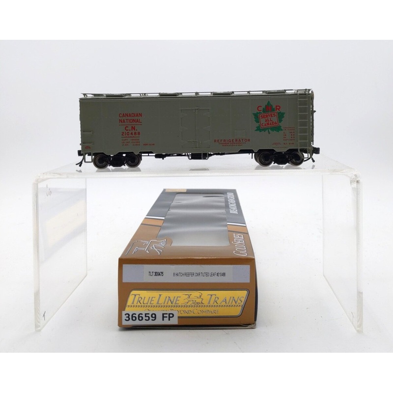 True Line Trains 300475 HO Scale Canadian National 8-Hatch Reefer #210488
