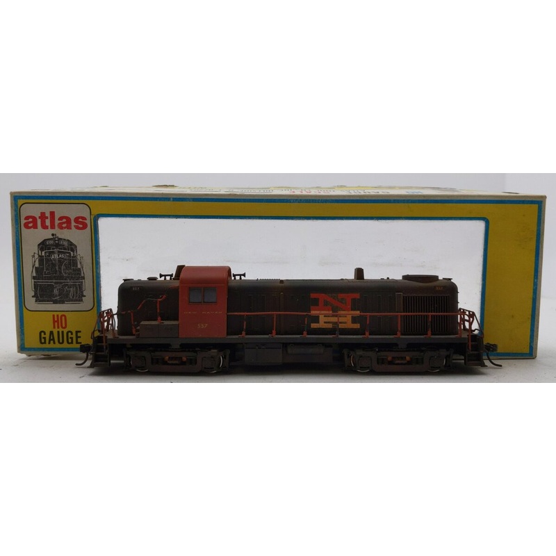 Atlas 7070 HO Scale Custom New Haven RS-3 Diesel Locomotive #557 EX/Box