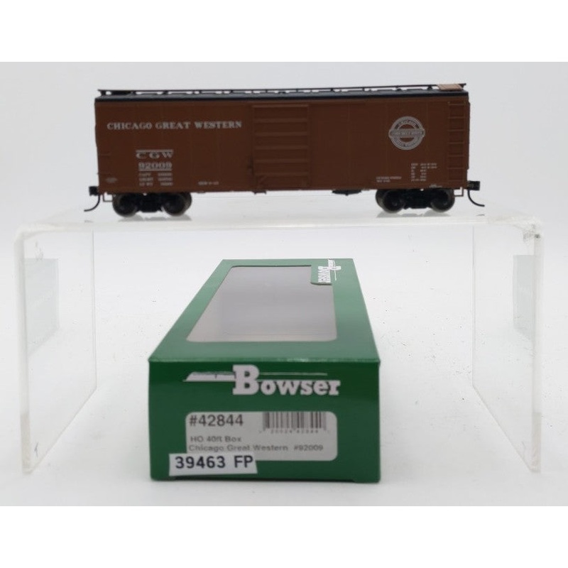Bowser 42844 HO Chicago Great Western 40′ Steel Side Box Car Ready-To-Run #92009 LN/Box